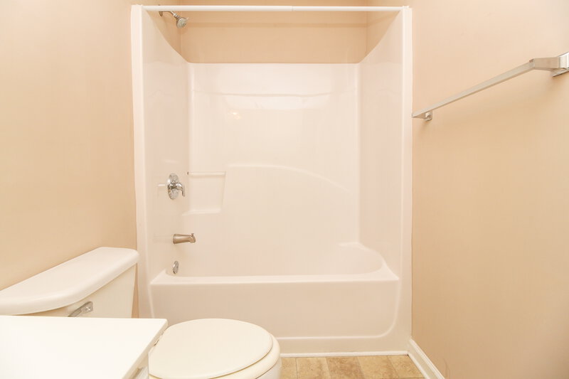 1,855/Mo, 2691 Trellis Oaks Ct SW Marietta, GA 30060 Bathroom View 3