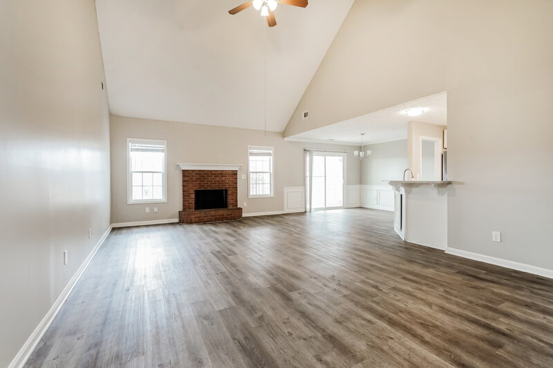 1,875/Mo, 240 Trelawney Cir Covington, GA 30016 Living Room View