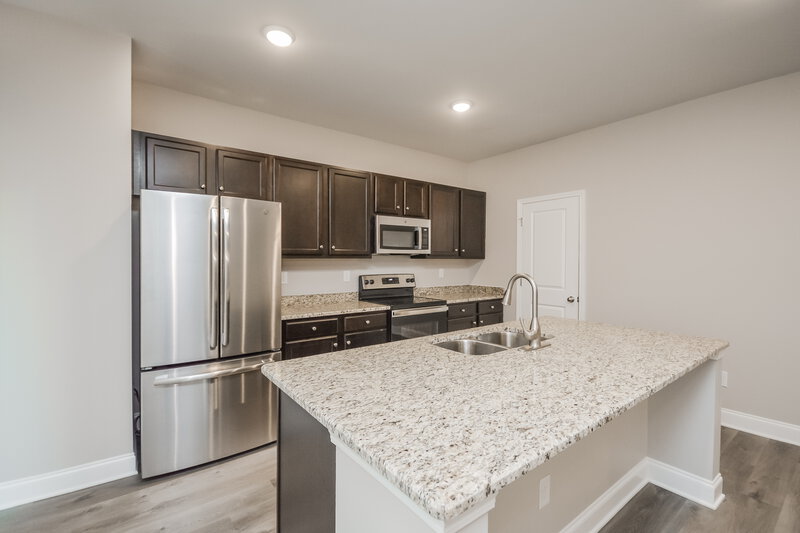 2,295/Mo, 150 Halibut Cir Covington, GA 30016 Kitchen View 2