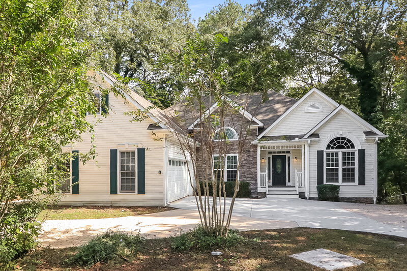 2,460/Mo, 560 Matthew Dr Canton, GA 30115 Front View