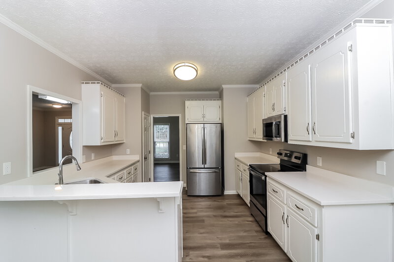 2,460/Mo, 560 Matthew Dr Canton, GA 30115 Kitchen View 3