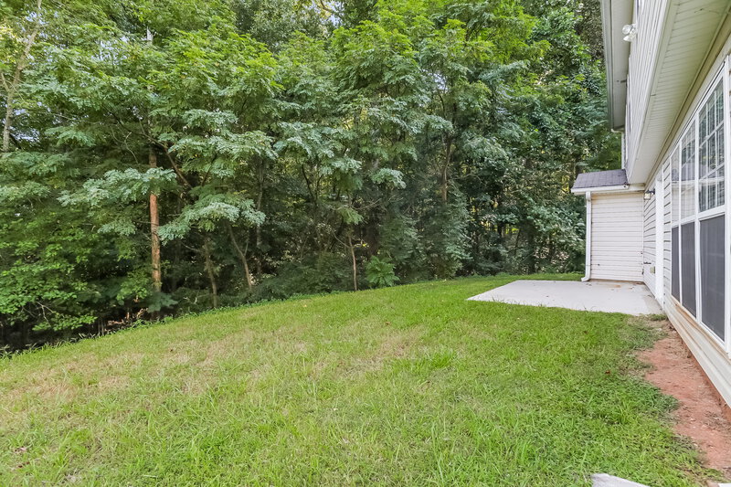 2,290/Mo, 4142 Laurel Bend Ct Snellville, GA 30039 Backyard View
