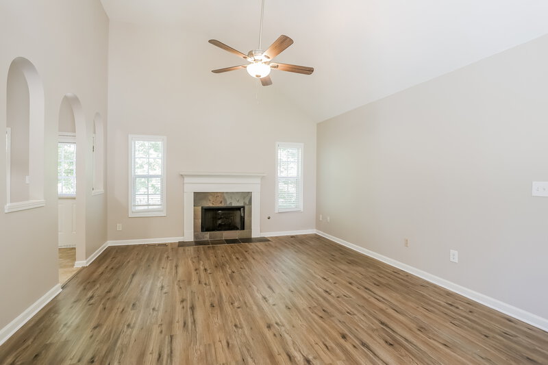 2,100/Mo, 4636 Veranda Ct Douglasville, GA 30134 Living Room View 3