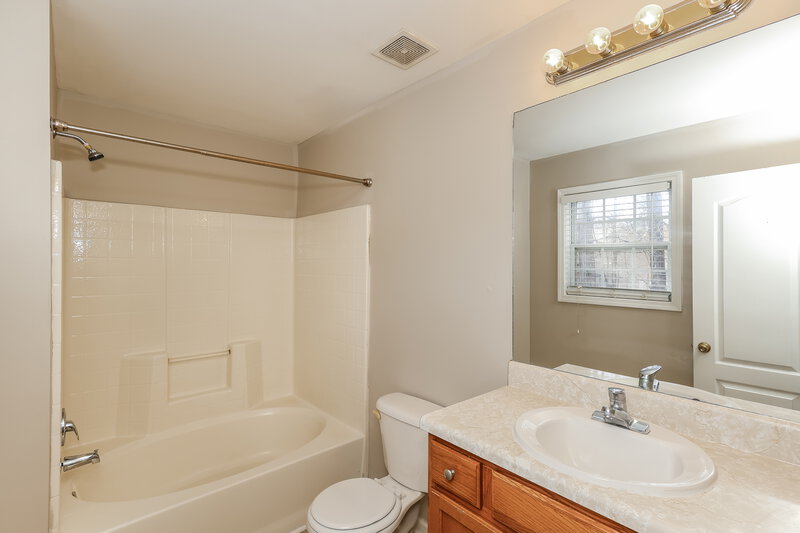 1,820/Mo, 7823 Cambridge Dr Douglasville, GA 30134 Bathroom View