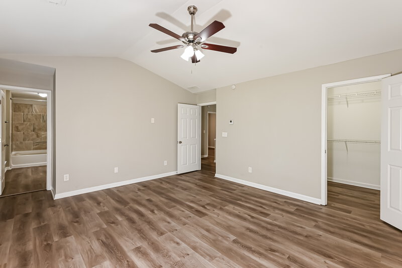 2,410/Mo, 3257 Wellington Walk SW Atlanta, GA 30331 Main Bedroom View 2