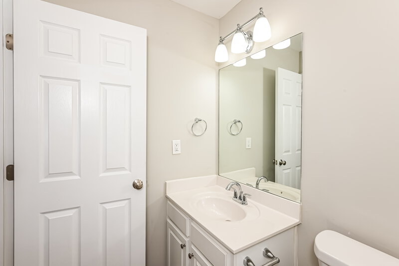 2,410/Mo, 3257 Wellington Walk SW Atlanta, GA 30331 Bathroom View