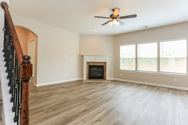 2,350/Mo, 7756 Parkside Drive Lithia Springs, GA 30122 Living Room View