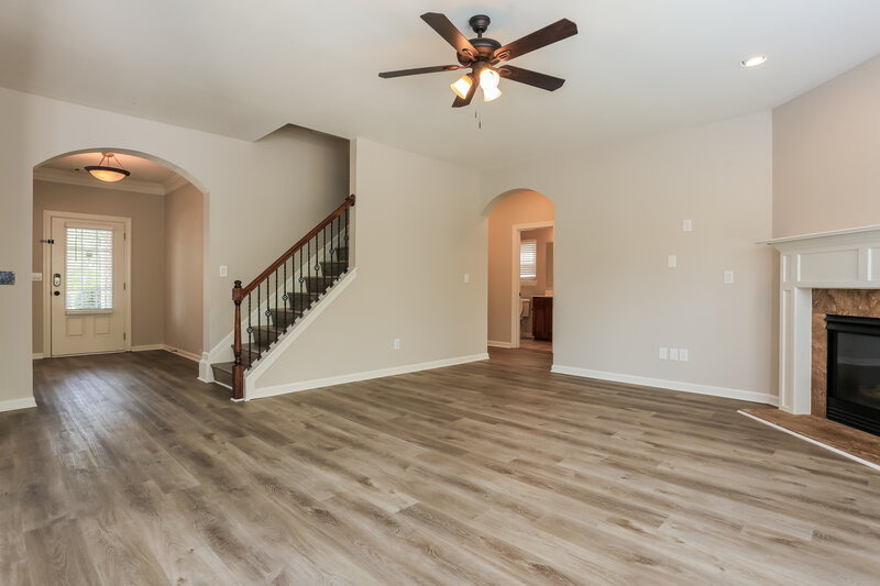 2,350/Mo, 7756 Parkside Drive Lithia Springs, GA 30122 Living Room View 2