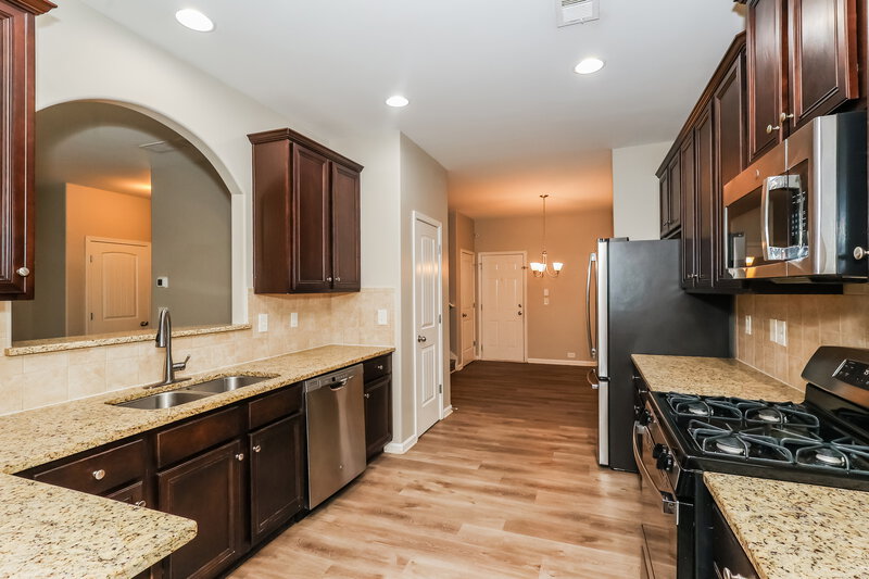 2,595/Mo, 3924 Lake Manor Way Atlanta, GA 30349 Kitchen View