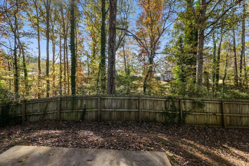 1,780/Mo, 4578 Old Lake Dr Decatur, GA 30034 Backyard View