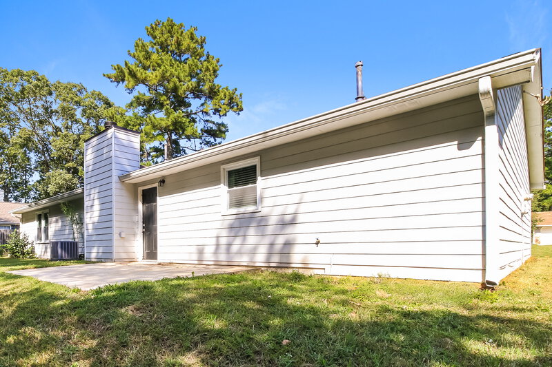 1,605/Mo, 4741 Cedar Lake Dr SE Conyers, GA 30094 Rear View