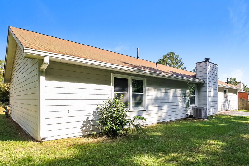 1,605/Mo, 4741 Cedar Lake Dr SE Conyers, GA 30094 Rear View 3