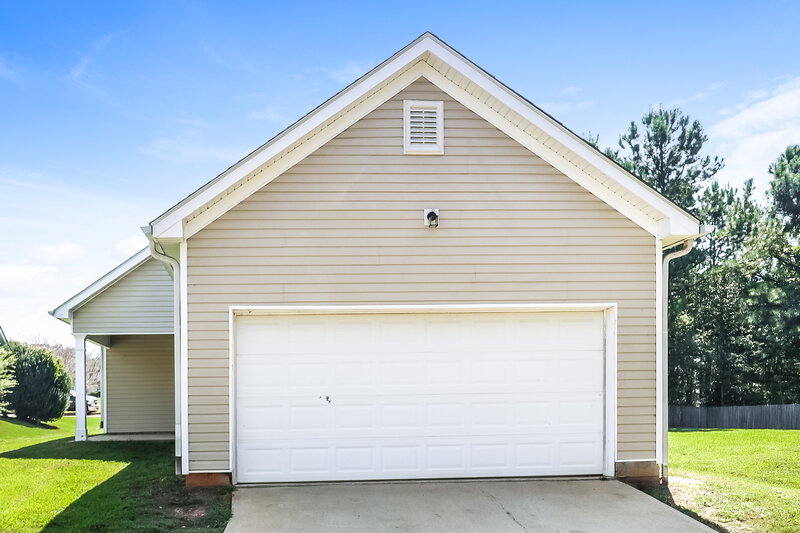 1,745/Mo, 83 Robinson Ln Newnan, GA 30263 Rear View