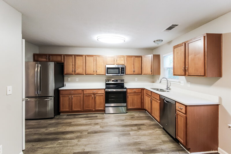 2,310/Mo, 4536 Beau Point Ct SW Snellville, GA 30039 Kitchen View
