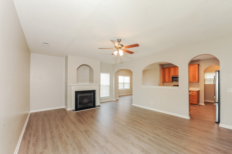 1,855/Mo, 16 Cottage Trace Cartersville, GA 30121 Living Room View