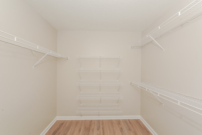 1,855/Mo, 16 Cottage Trace Cartersville, GA 30121 Walk In Closet View