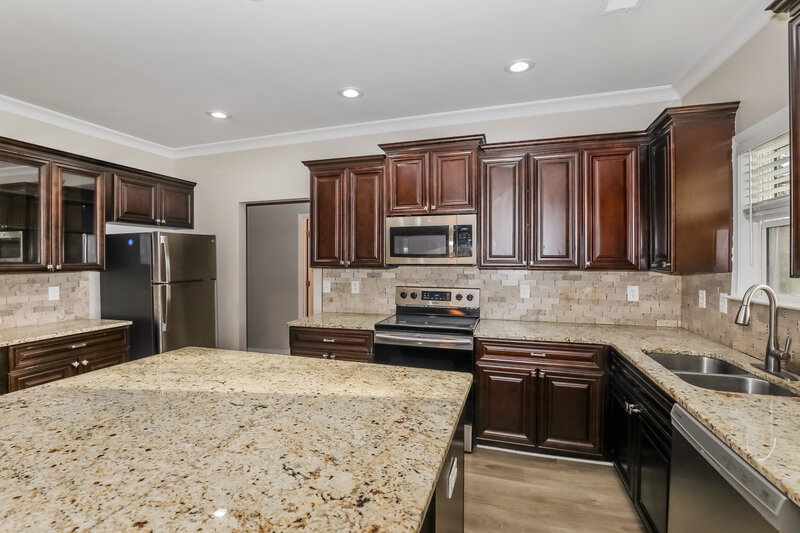 2,660/Mo, 4280 Savannah Dr Atlanta, GA 30349 Kitchen View