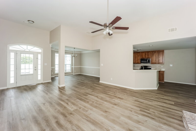 2,775/Mo, 530 Millbrook Village Dr Tyrone, GA 30290 Living Room View 2