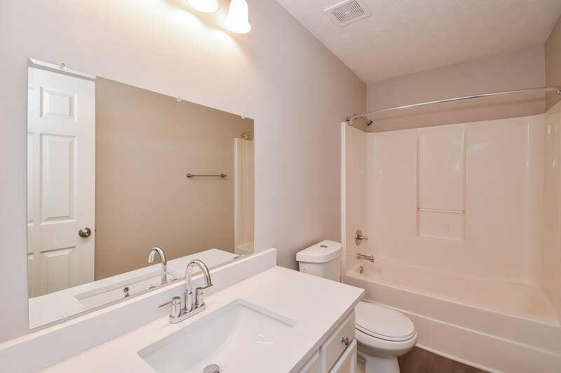 1,930/Mo, 7139 Crystal Creek Pl Douglasville, GA 30134 Bathroom View 3