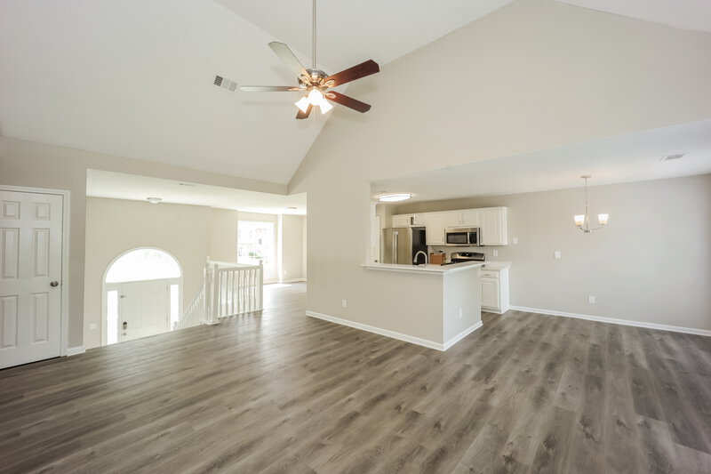 3,040/Mo, 175 Brandon Ridge Ct Riverdale, GA 30274 Living Room View 2