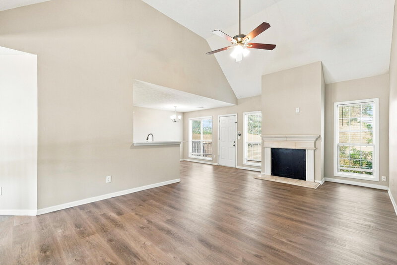 2,065/Mo, 175 Brandon Ridge Ct Riverdale, GA 30274 Living Room View