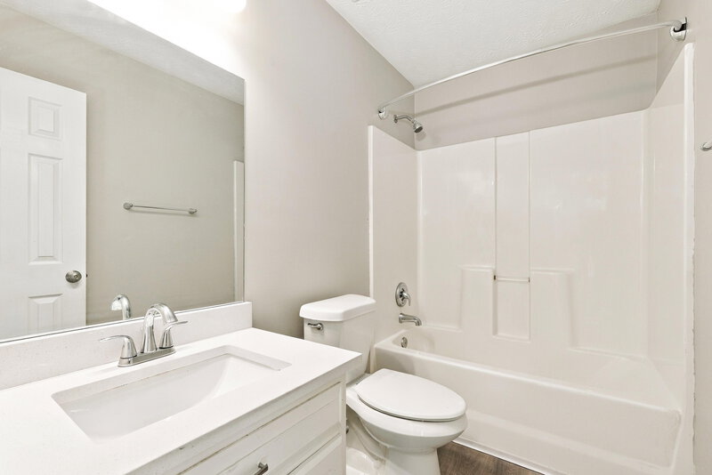 2,065/Mo, 175 Brandon Ridge Ct Riverdale, GA 30274 Bathroom View