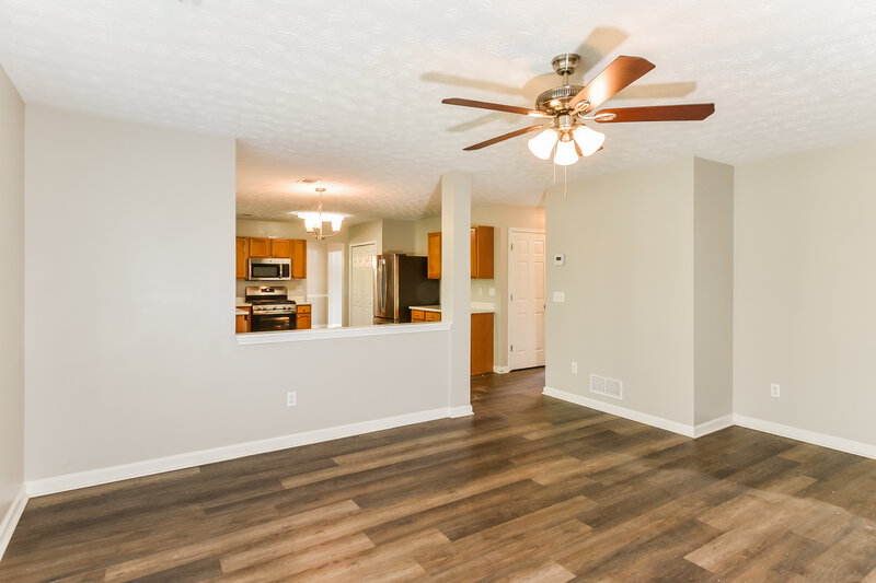 3,550/Mo, 2521 Meadow Pond Trl Grayson, GA 30017 Family Room View 2