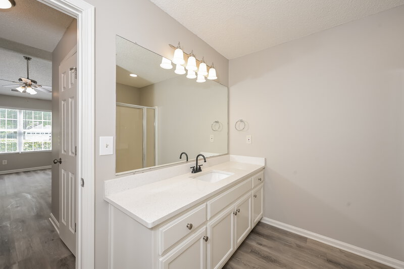 2,245/Mo, 785 Ashland Park Way SE Lawrenceville, GA 30045 Main Bathroom View 2
