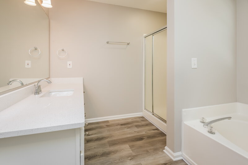3,120/Mo, 785 Ashland Park Way SE Lawrenceville, GA 30045 Main Bathroom View