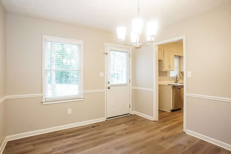 1,940/Mo, 551 GREGORY MANOR DR SW Smyrna, GA 30082 Dining Room View