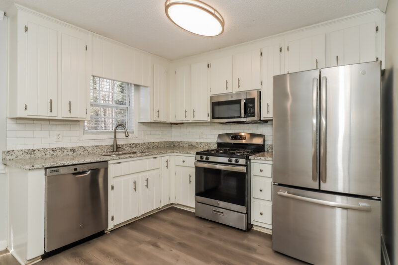 2,100/Mo, 565 Bells Ferry Pl Acworth, GA 30102 Kitchen View