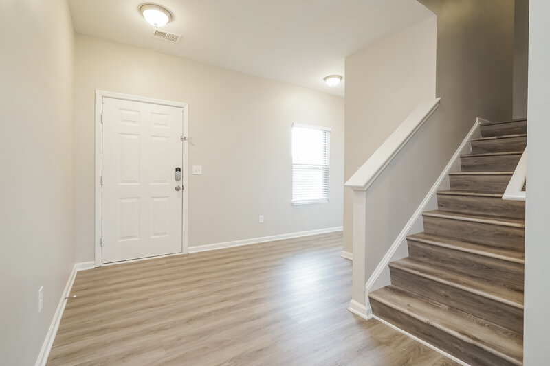 2,290/Mo, 4200 Stilwell Drive Rex, GA 30273 Foyer View