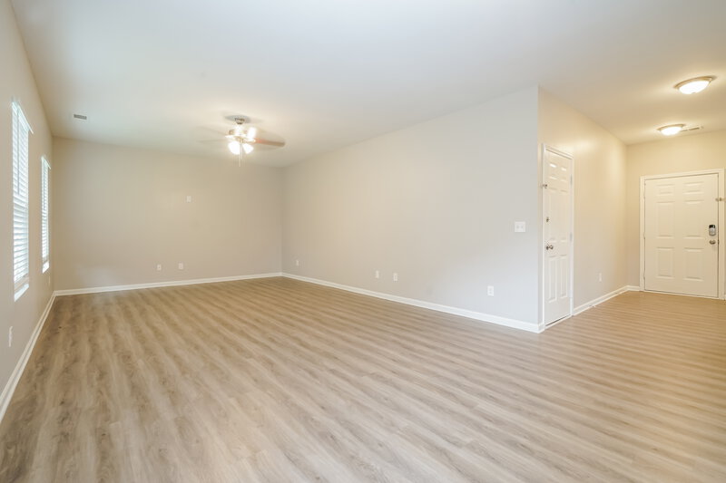2,290/Mo, 4200 Stilwell Drive Rex, GA 30273 Living Room View