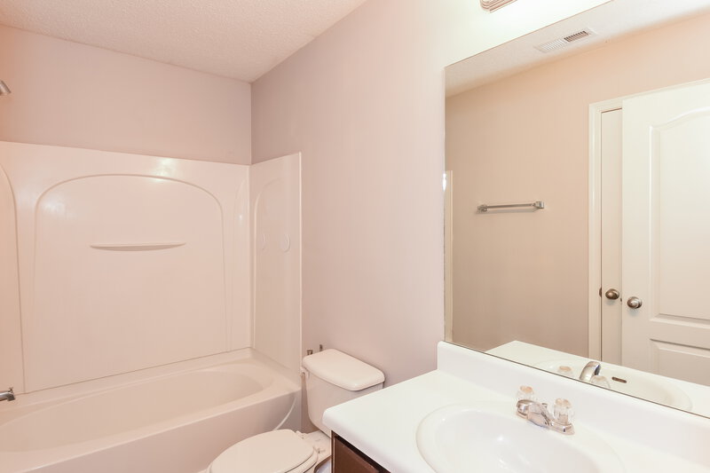 1,770/Mo, 108 Mount Comet Ct Dallas, GA 30157 Bathroom View