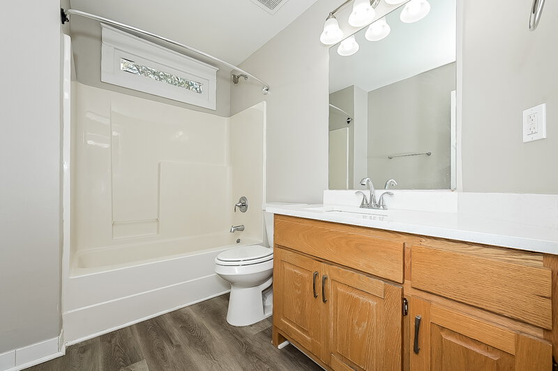 3,210/Mo, 120 Memory Ln Stockbridge, GA 30281 Bathroom View