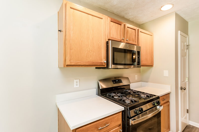 1,660/Mo, 205 Silver Ridge Dr Dallas, GA 30157 Kitchen View