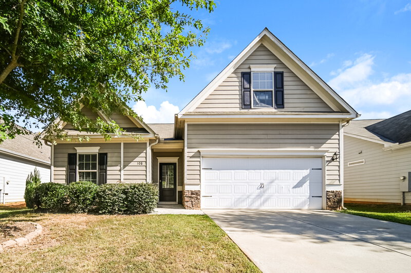 2,230/Mo, 108 Thomaston St Newnan, GA 30263 External View