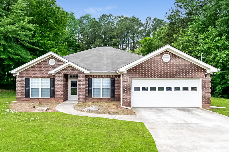 2,360/Mo, 5676 Hunters Chase Dr Lithonia, GA 30038 External View