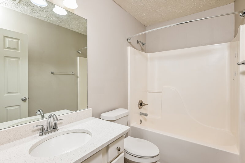2,295/Mo, 3336 Bridle Brook Drive Auburn, GA 30011 Bathroom View