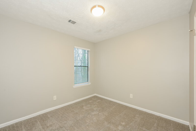 1,800/Mo, 1053 Mainstreet Lake Dr Stone Mountain, GA 30088 Bedroom View