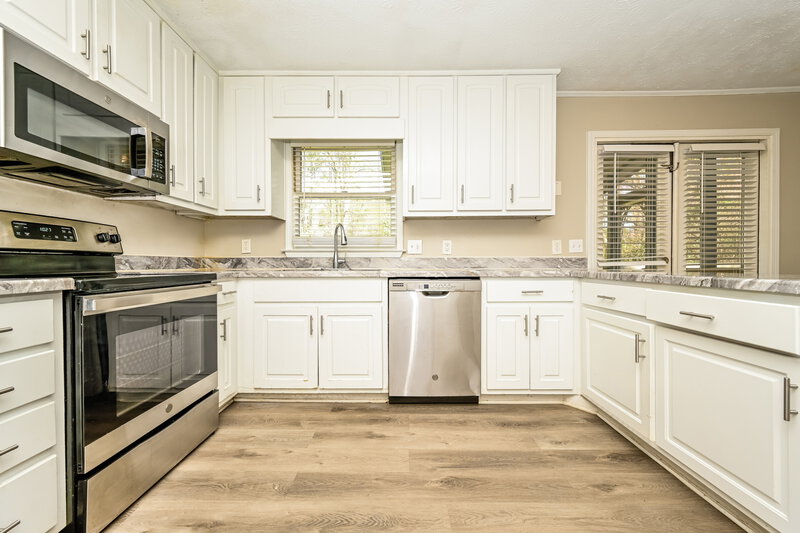 2,490/Mo, 120 Tanglewood Dr Fayetteville, GA 30214 Misc View 3