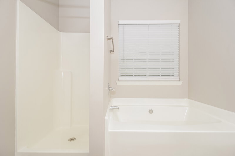 2,850/Mo, 14 Cottage Trce Nw, Cartersville, GA 30121 Main Bathroom View