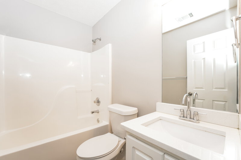 2,510/Mo, 3470 Garden Mist Cir Auburn, GA 30011 Bathroom View