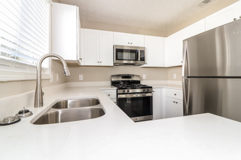 2,170/Mo, 615 Chantress Ct Milton, GA 30004 Kitchen View 3