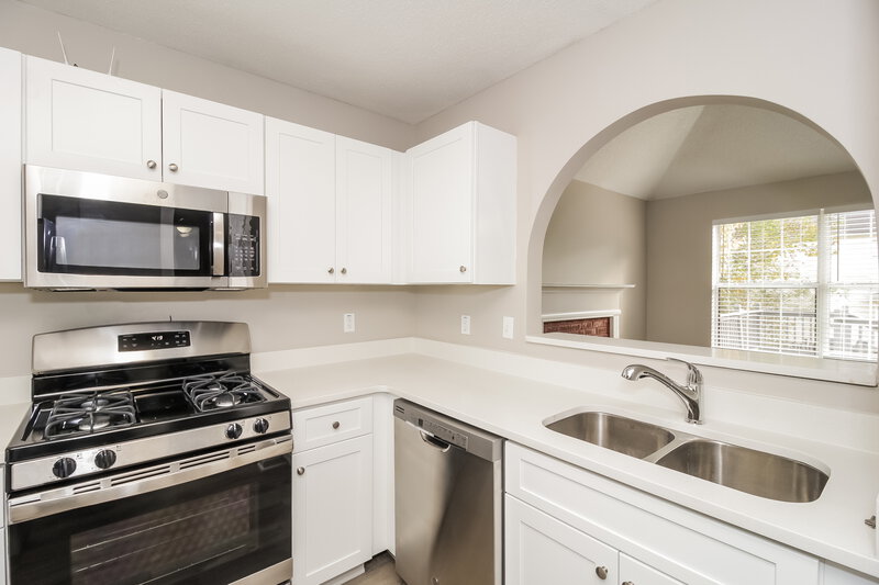 2,155/Mo, 4037 Rhinehart Ct Austell, GA 30106 Kitchen View 2