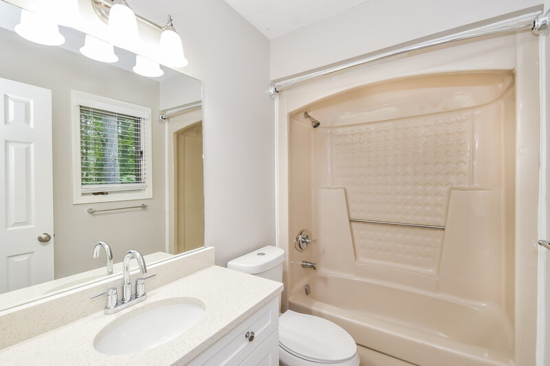 2,005/Mo, 3258 Greenhill Ct Villa Rica, GA 30180 Main Bathroom View