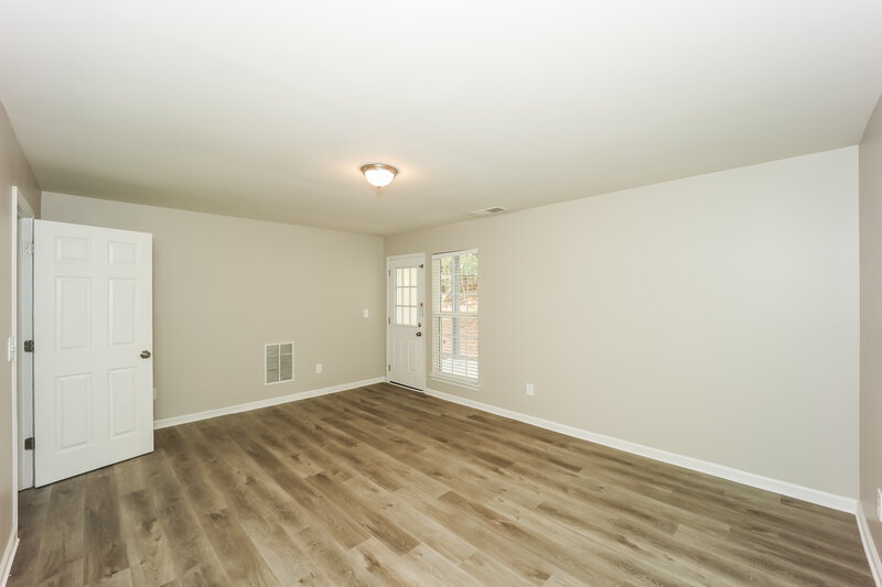 1,800/Mo, 575 Sycamore Dr Jonesboro, GA 30238 Bedroom View