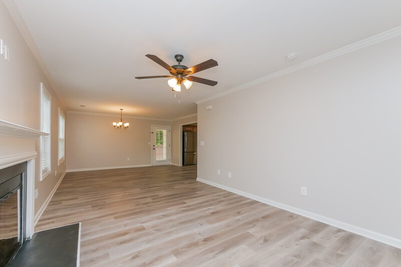 2,020/Mo, 103 Preserve Dr Newnan, GA 30263 Living Room View 2