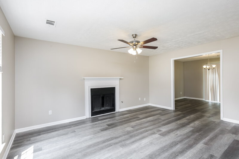 2,620/Mo, 5580 Mallard Trail Lithonia, GA 30058 Living Room View