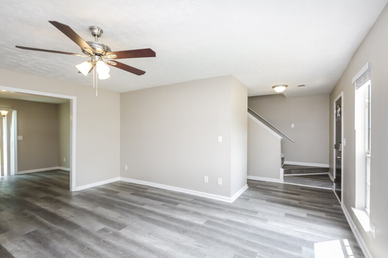 2,620/Mo, 5580 Mallard Trail Lithonia, GA 30058 Living Room View 2